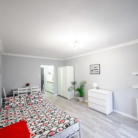 Apartament Grojecka Korotynskiego Lejlighed Warszawa Værelse billede